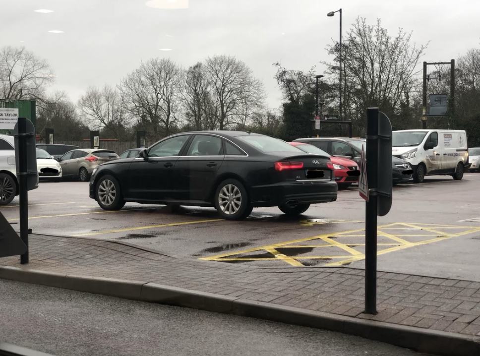 “This guy parked across three spots at McDonalds, AND was parked half in the spots, half in the road. Blocked off the whole road for other cars to drive round and went inside to eat.”