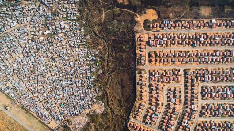 Difference between the Rich vs. Poor - Johannesburg, South Africa
