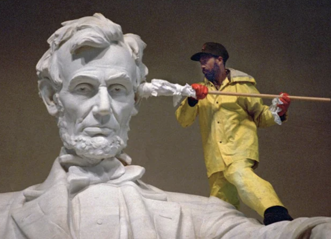 lincoln memorial cleaning