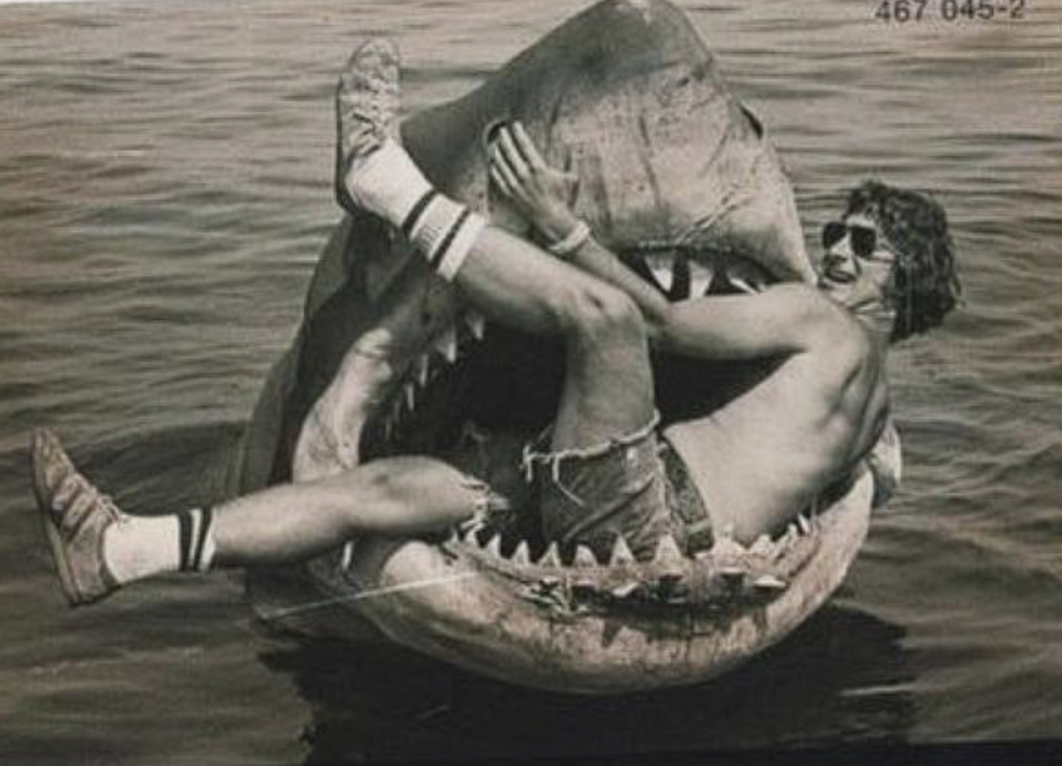 steven spielberg jaws - 467 0452