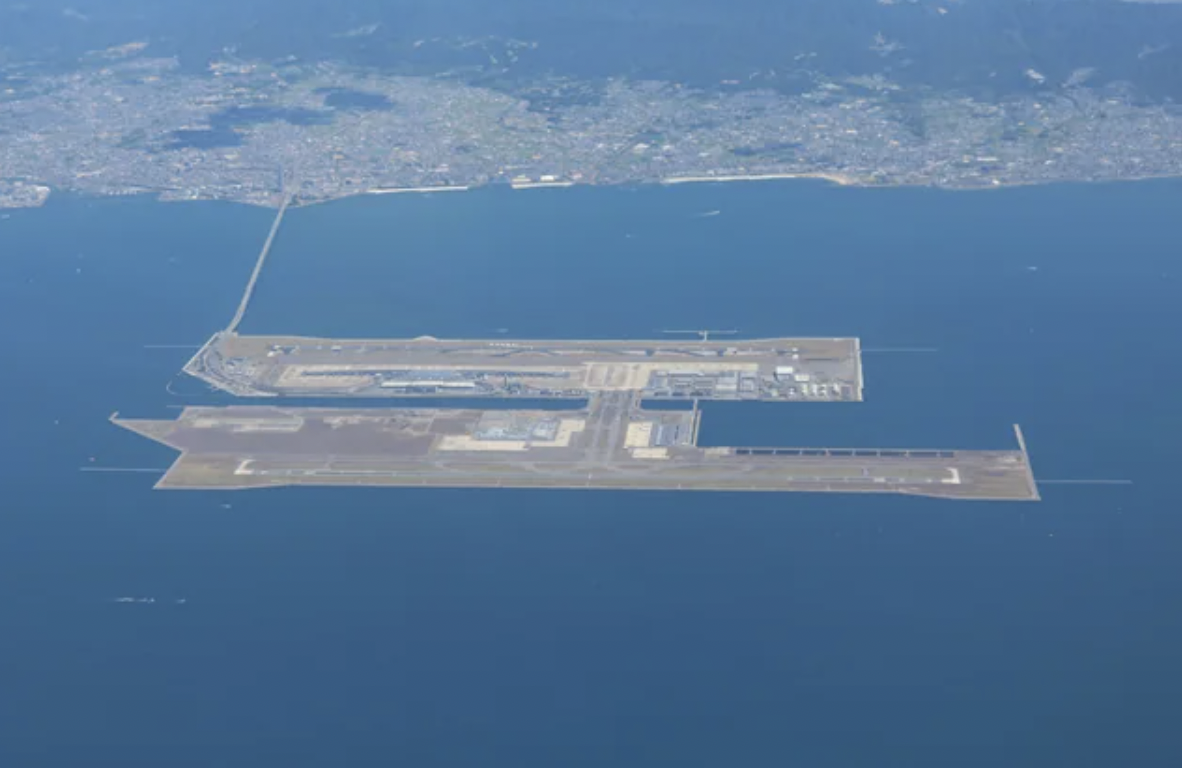 This airport in Japan is located in the middle of the bay. It cost $15B to build, and it's sinking.