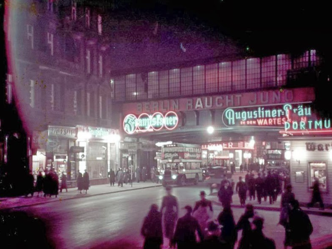 berlin 1930s neon