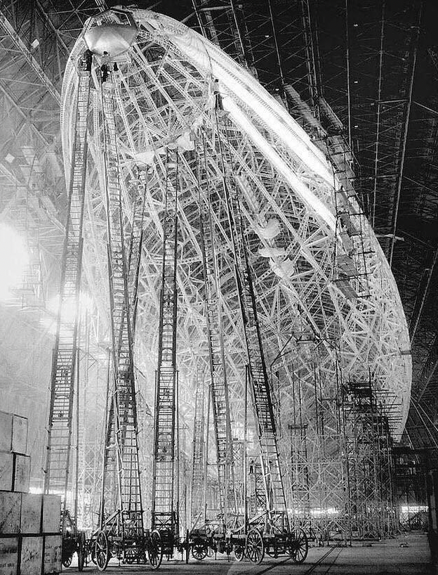 Hindenburg construction, 1936.