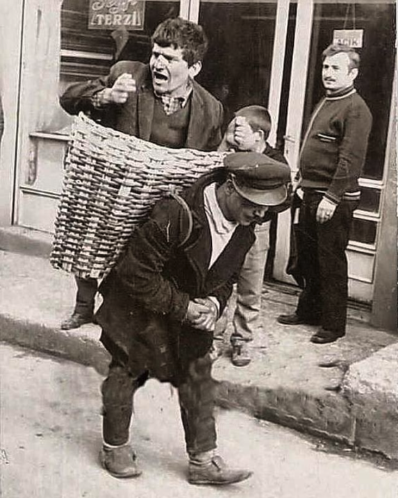 21 Funny Photos From History Showing People Have Always Had a Sense of Humor