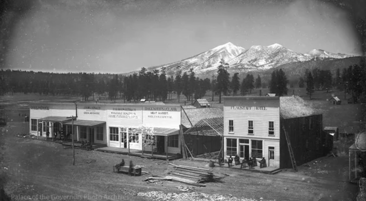 old flagstaff - Palace of the Governors Pur