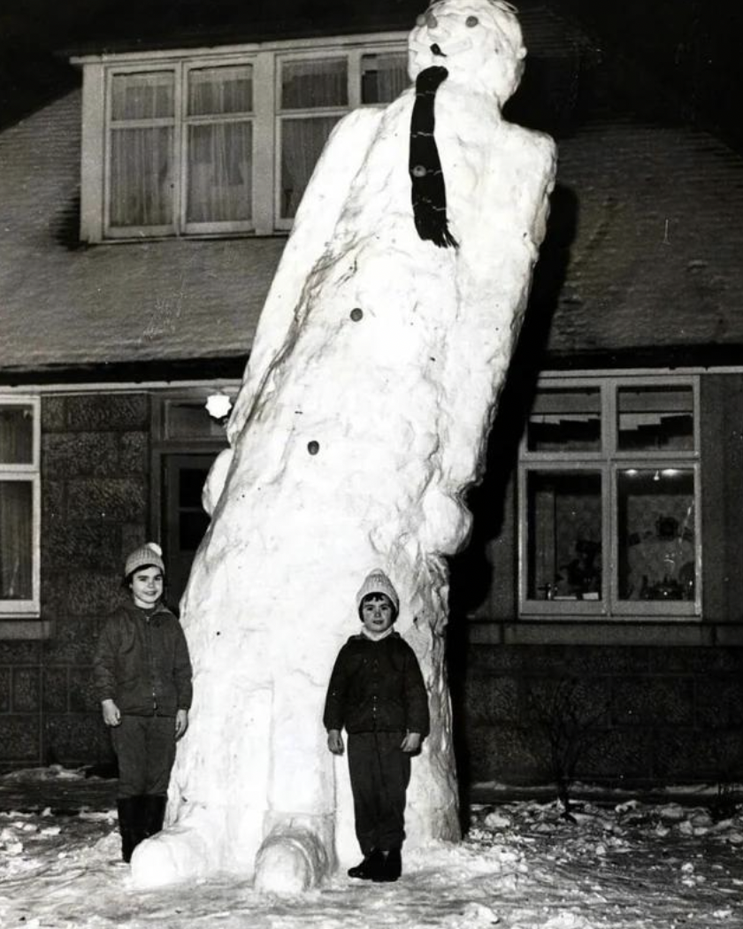 17 ft tall snowman