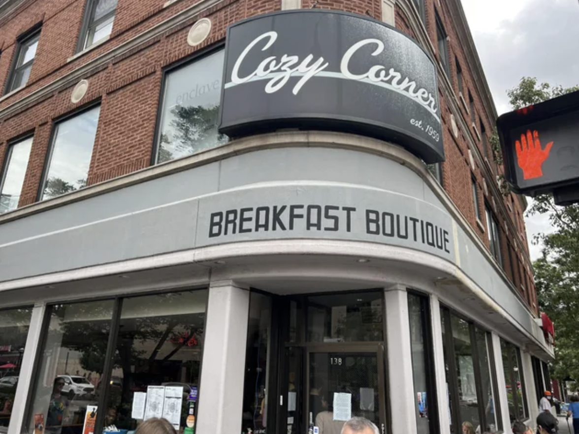 commercial building - enclave Cozy Corne est. 1959 Breakfast Boutique