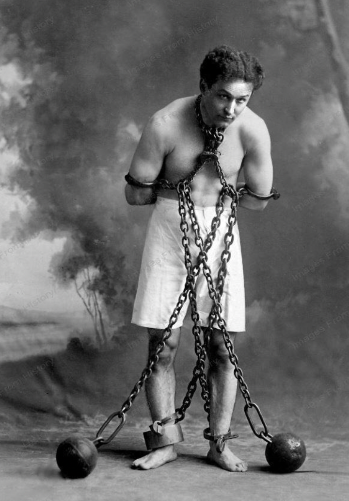 houdini in chains