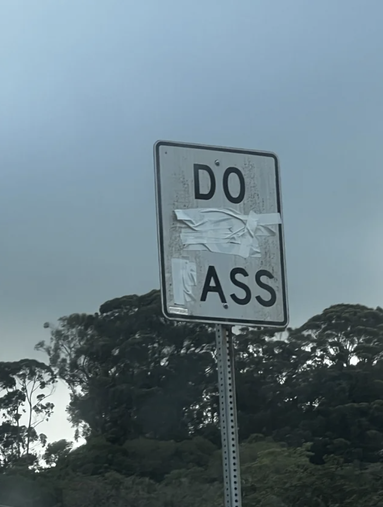 traffic sign - Do Ass