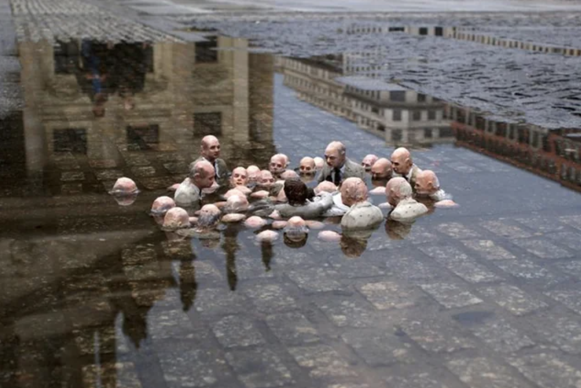 isaac cordal politicians discussing global warming