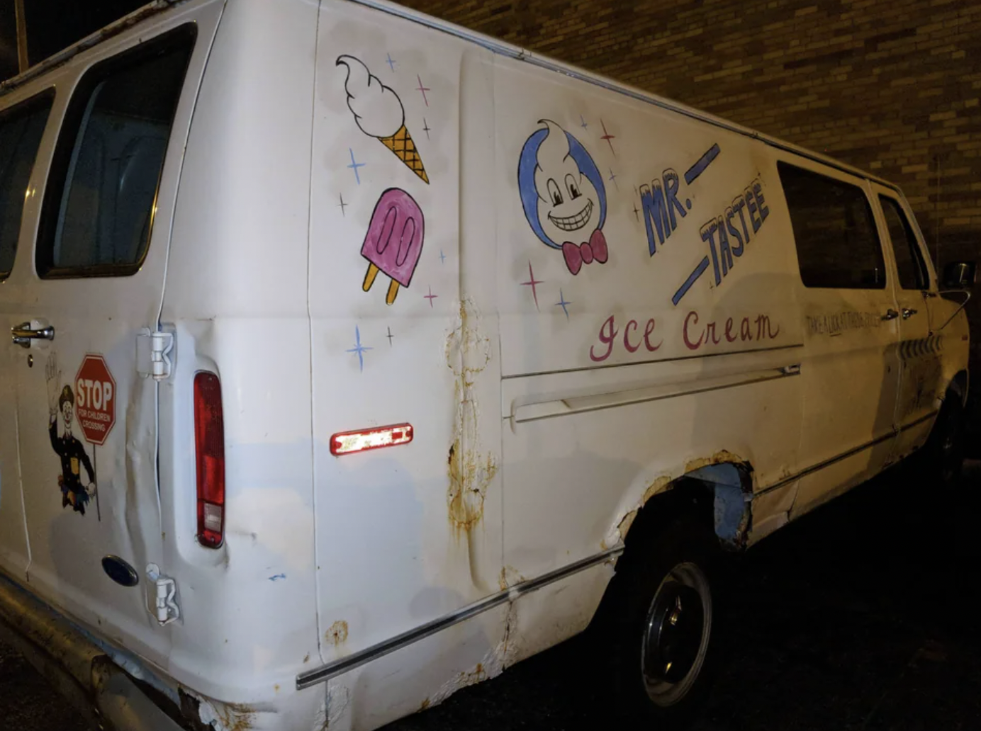 compact van - Stop Mr. Tastee Ice Cream