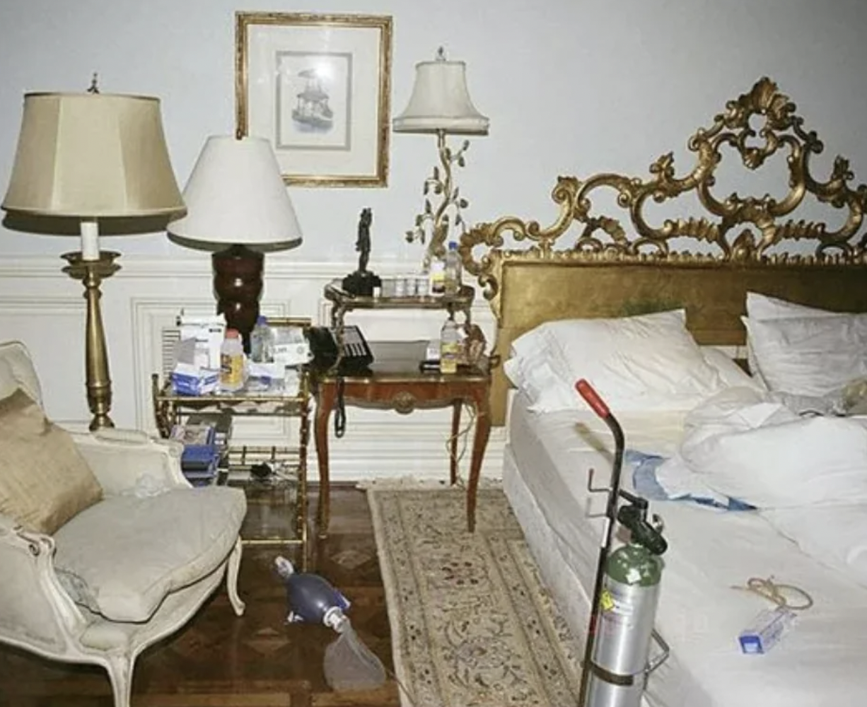 The bedroom Michael Jackson died in.