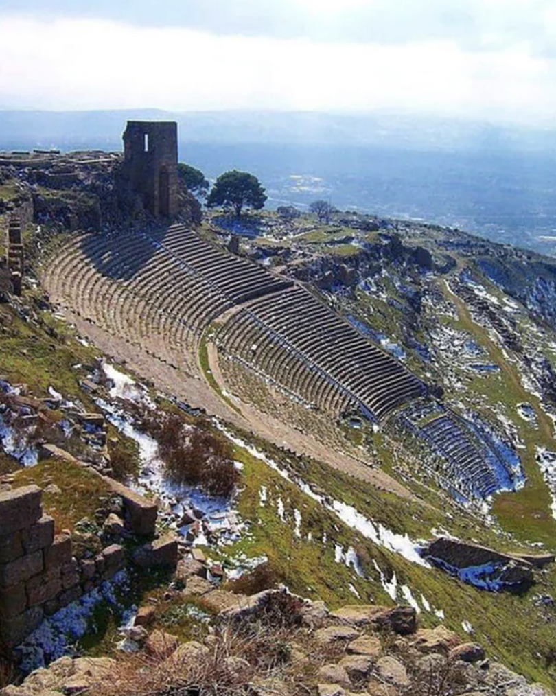 The Pergamon Ancient Theater is the steepest theater in the world, with an incline of about 70 degrees. It is said that the Hellenistic theater had a capacity of 10,000 people, and the cavea was the steepest in the ancient world.