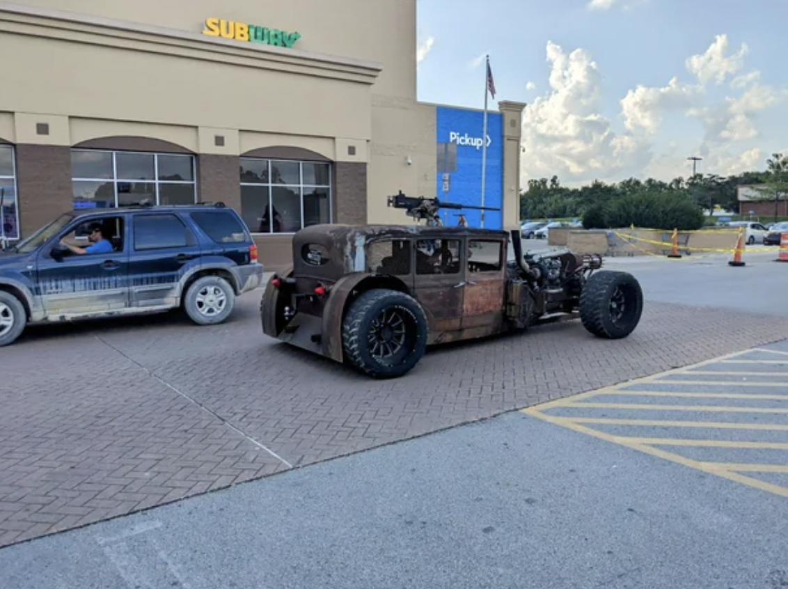 antique car - Subur Pickup