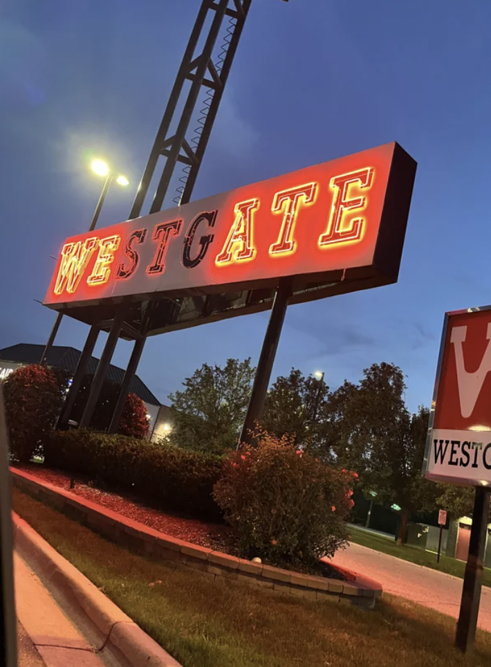 neon sign - wwwwww Westgate A Westc