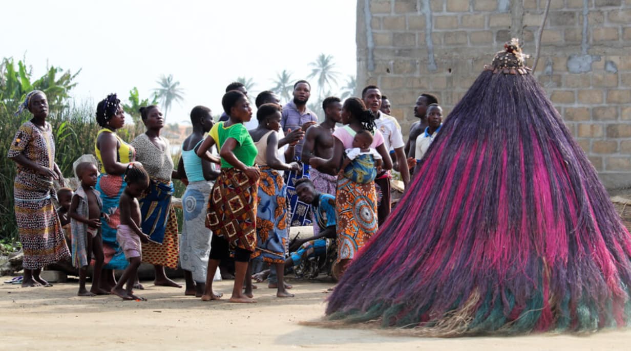 20 Fascinating Rituals and Traditions Around the World | eBaum's World