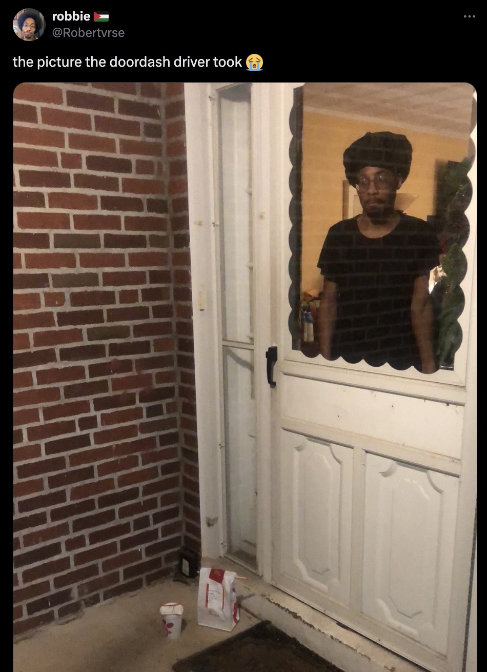 doordash driver took - robbie the picture the doordash driver took