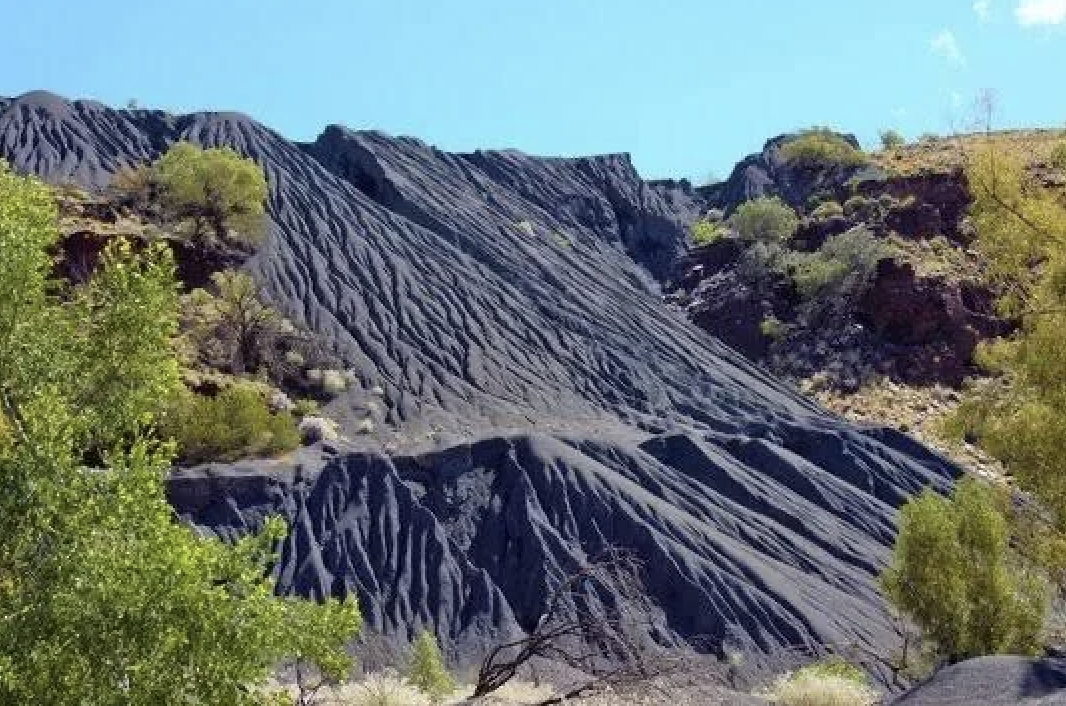 blue asbestos mountain wittenoom