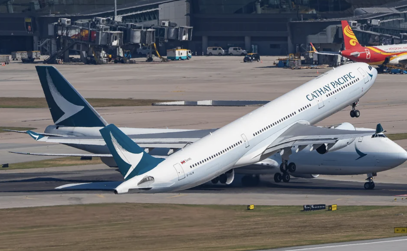 boeing 737 next generation - Cathay Pacific