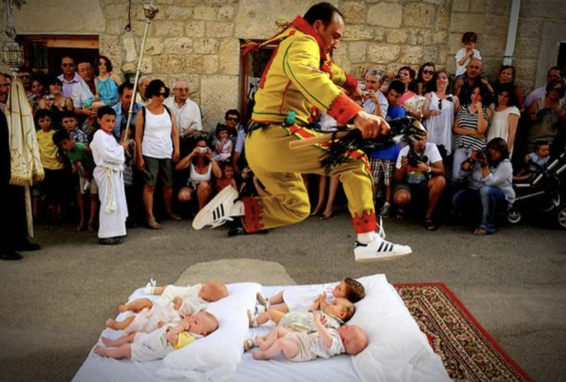 baby jumping spain