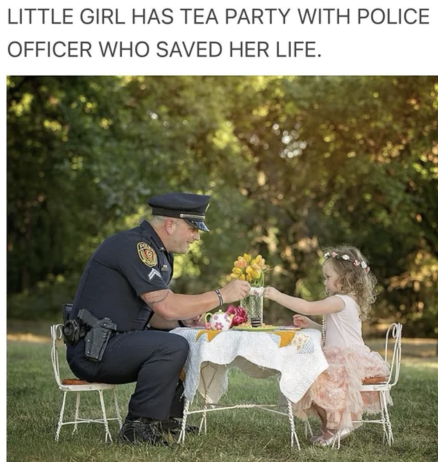 police officer tea party - Little Girl Has Tea Party With Police Officer Who Saved Her Life.