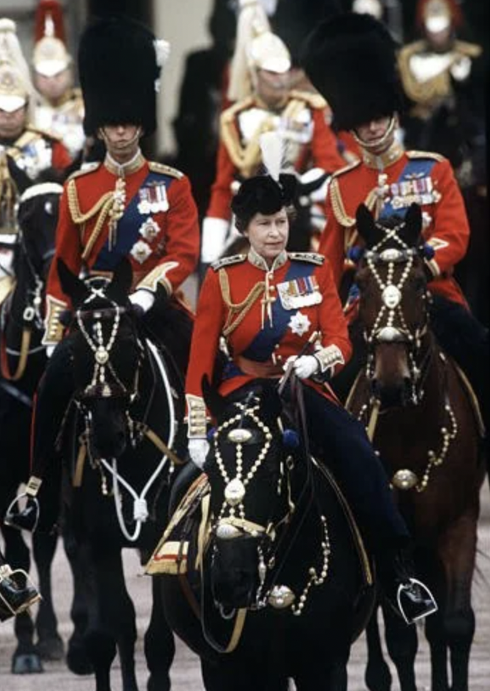 trooping the colour queen on horseback