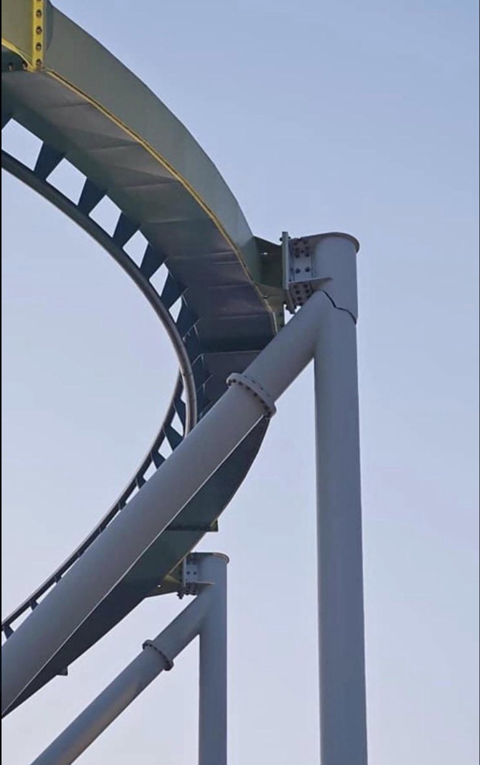 carowinds fury broken