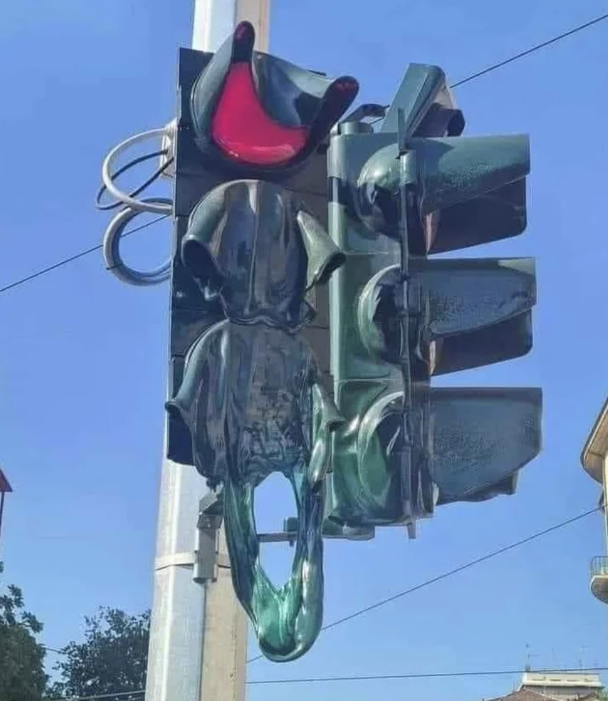 traffic light melting in texas