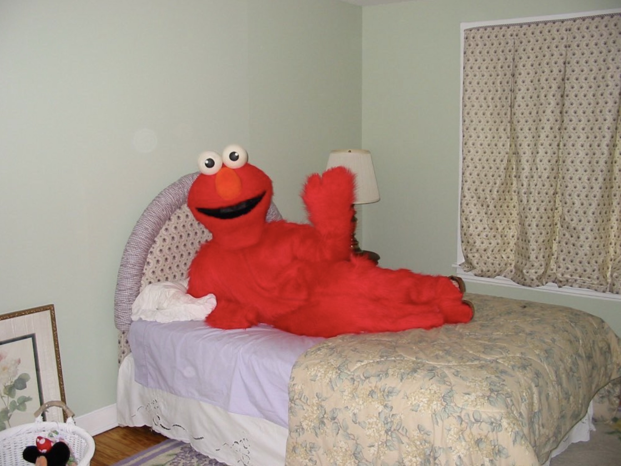 cursed elmo