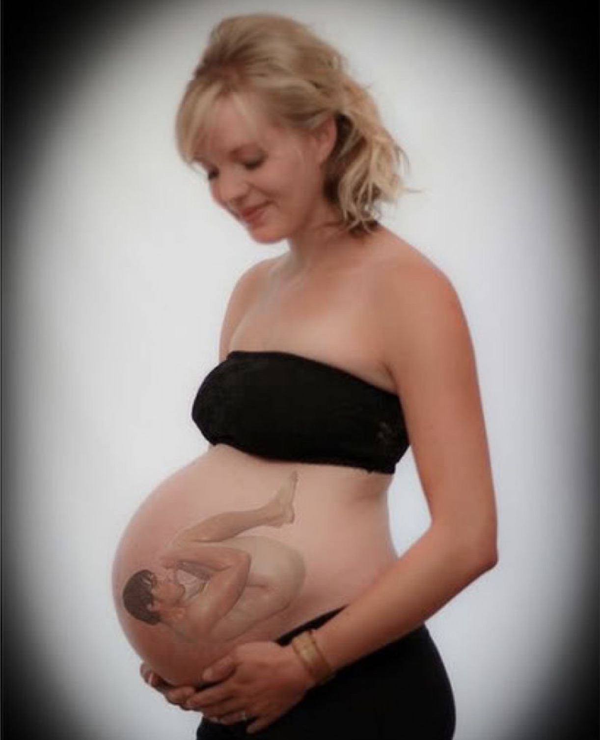 45 Highly-Questionable Pregnancy Announcement Photoshoots