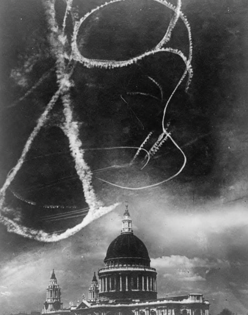 blitz st paul's cathedral ww2