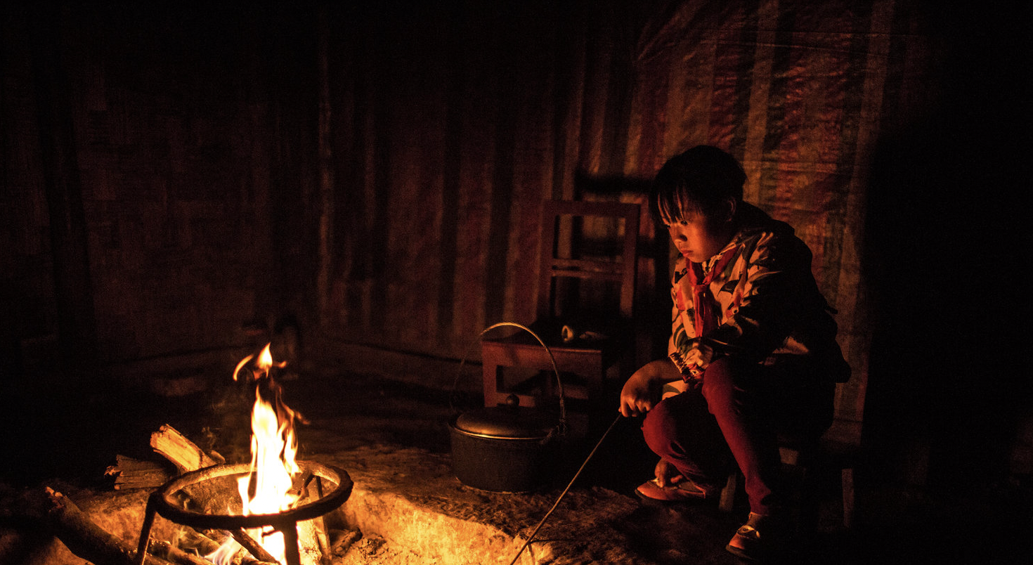 25 Photos of Zhongdong, China’s Last Cave Village