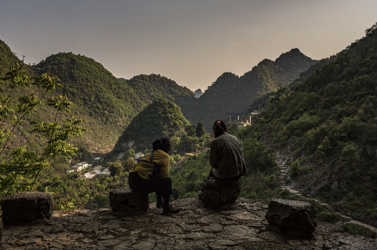 25 Photos of Zhongdong, China’s Last Cave Village