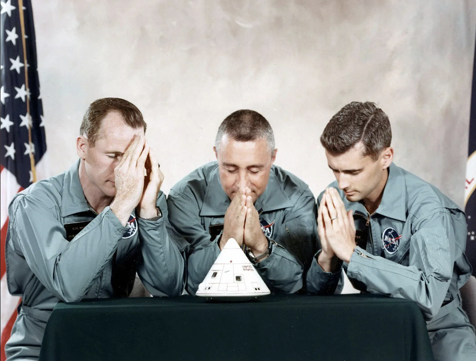 apollo 1 praying