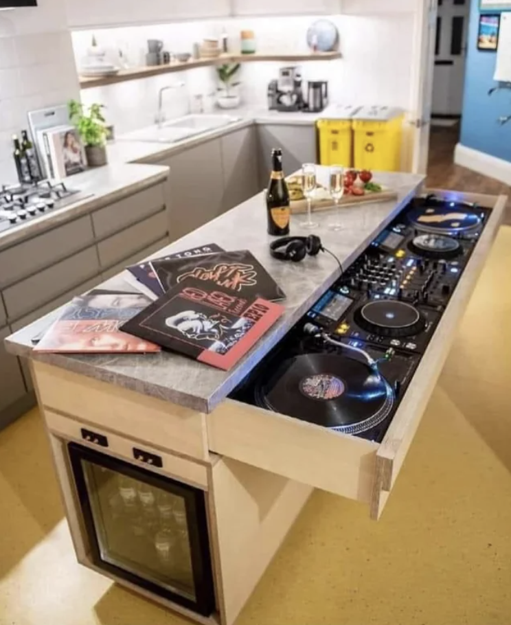 home hidden dj booth - 66