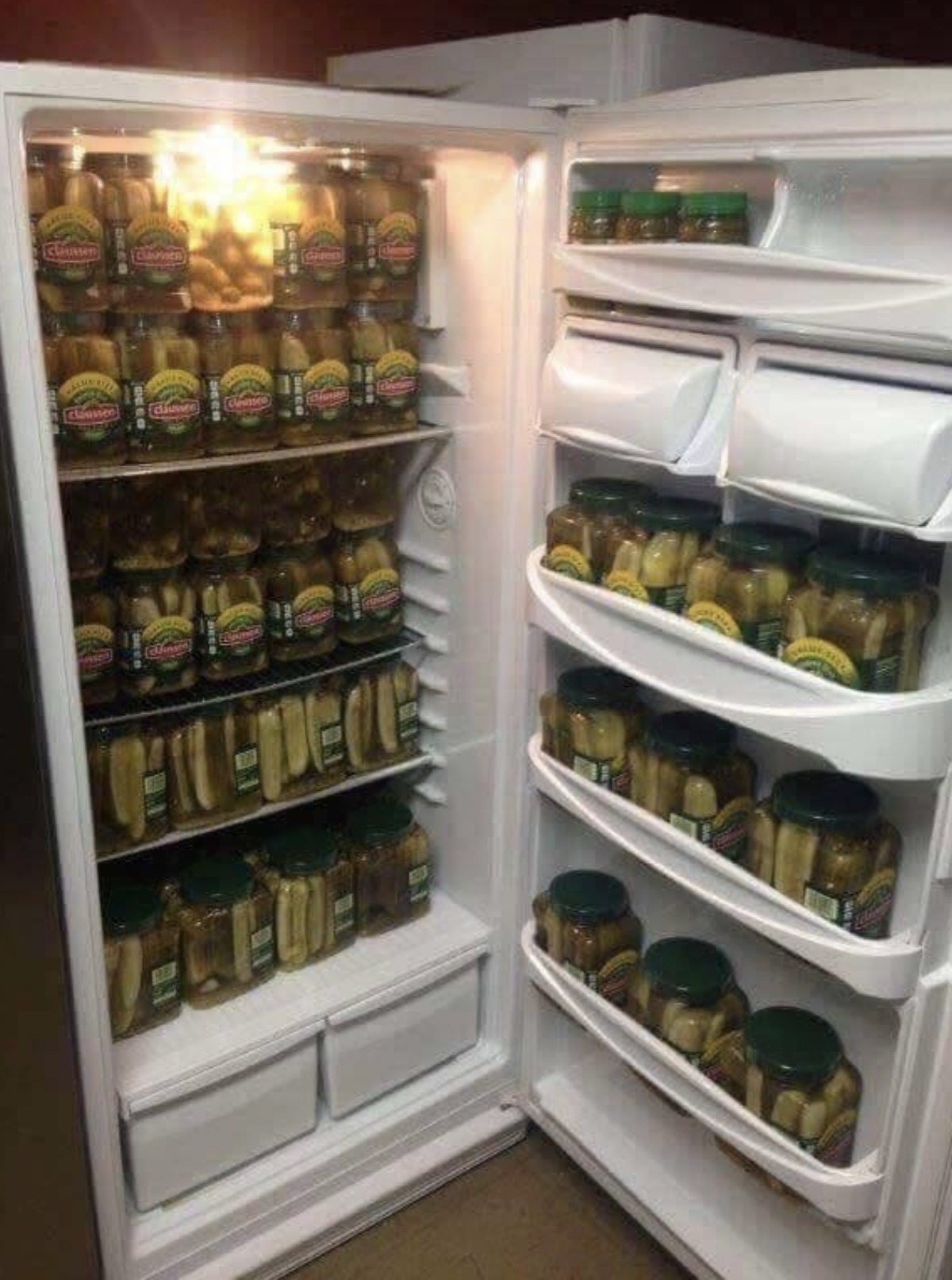 refrigerator full of pickles - Chansen clauven Gaden claussen clauses Clases clones Cleen Jensen