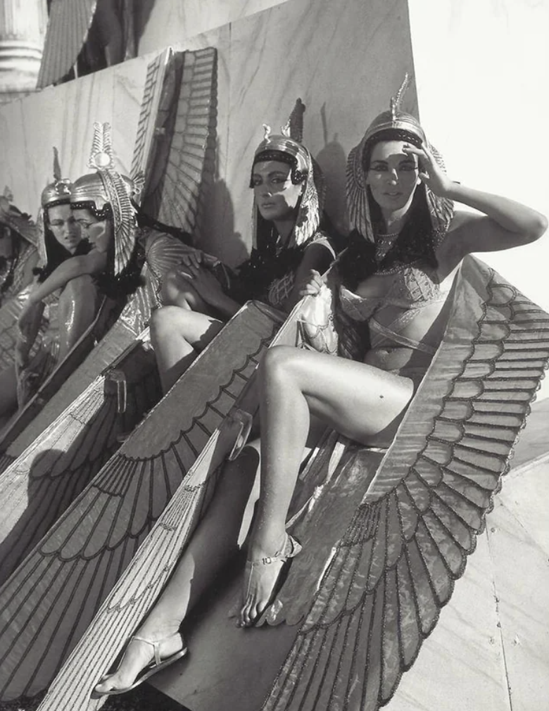 cleopatra 1963 extras