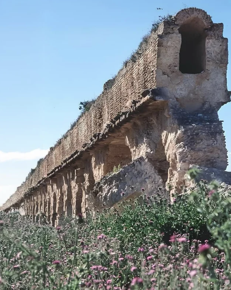 tunisian aqueduct