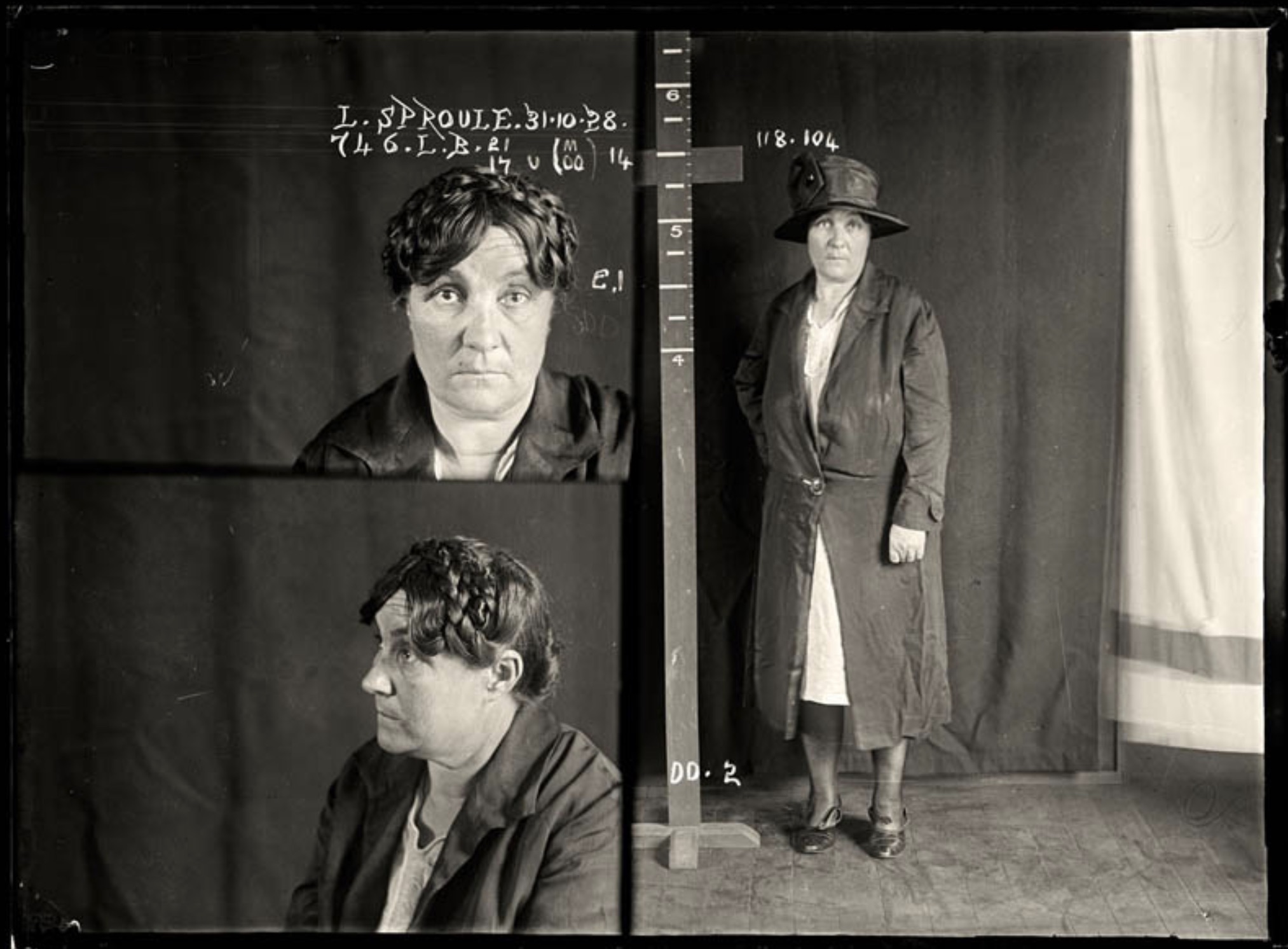 Mug shot - L. Sproule.31.10.28. 746.L.B.21 17 10 14 v 118.104 el 3DD 5 Dd.2