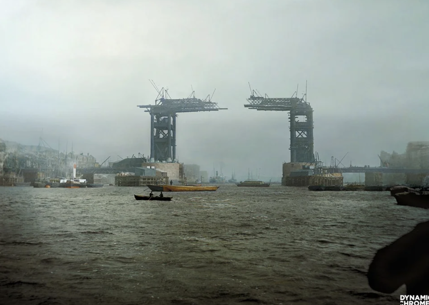 london tower bridge 1889 - Dynami Chrome