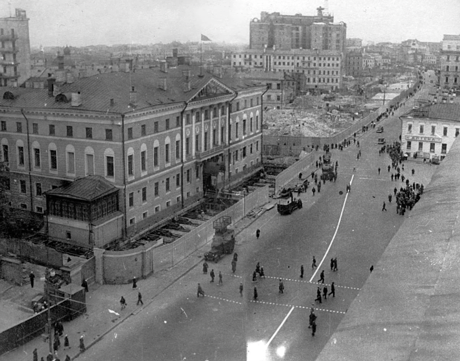 Moving a building in Moscow, to make a street wider, 1938.