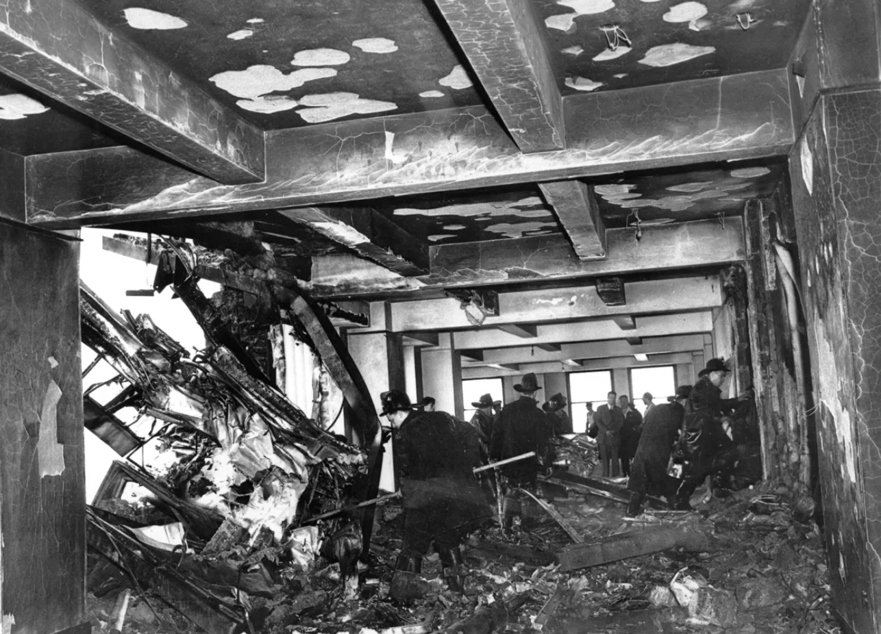 30 Photos from the Time a Bomber Crashed Into the Empire State Building