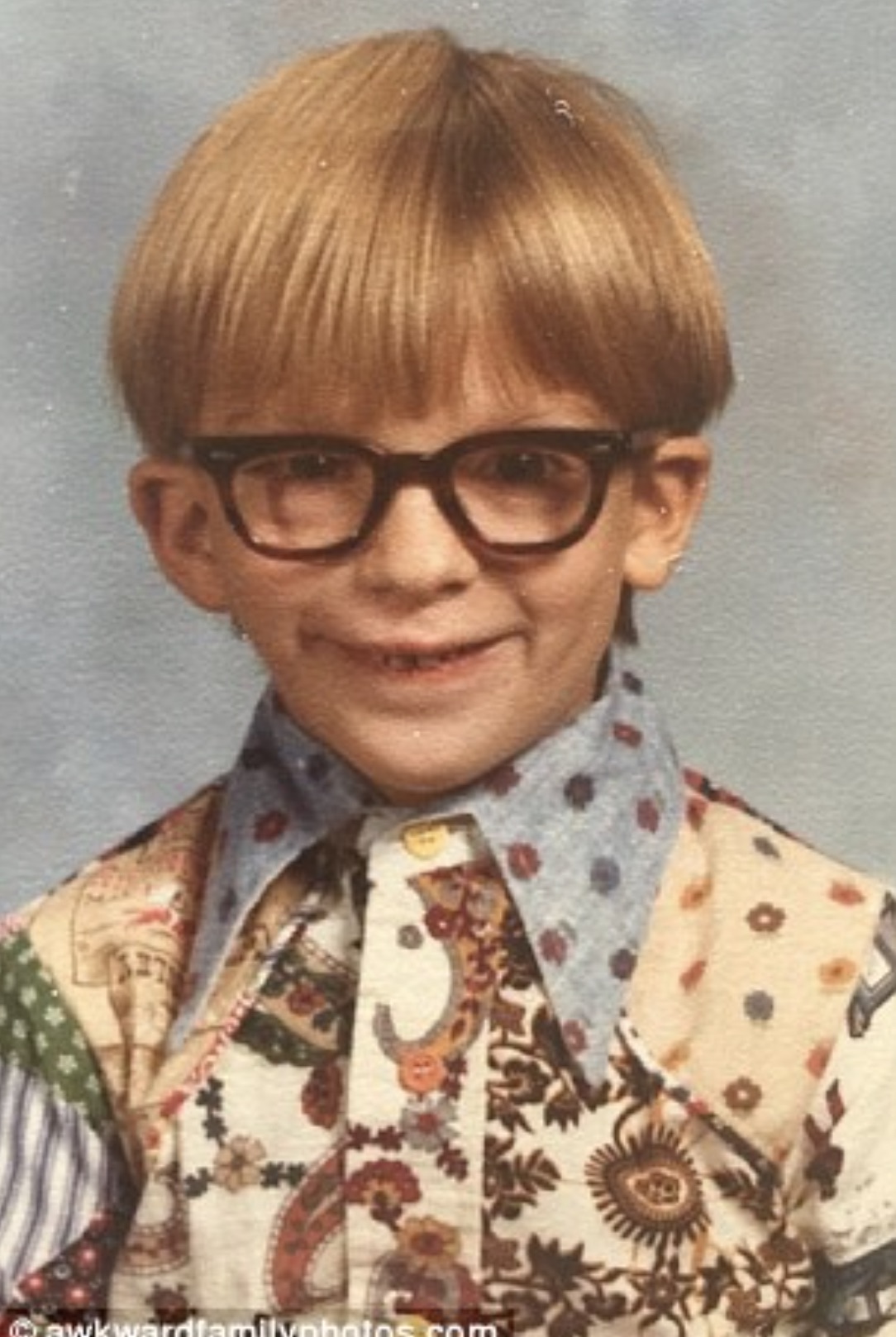 1980s school portraits - awkwardfamilyphotos.com