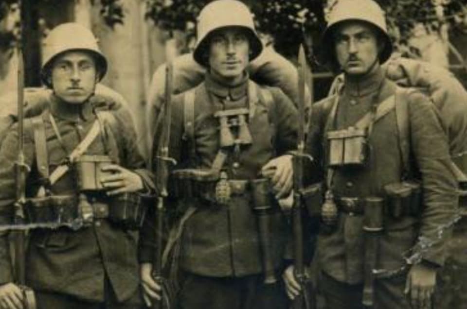 Here's What It Looked Like To Be In the Trenches of World War I