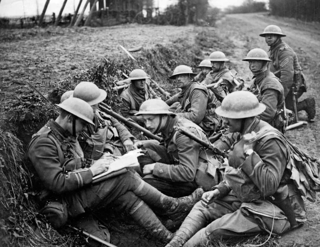 Here's What It Looked Like To Be In the Trenches of World War I