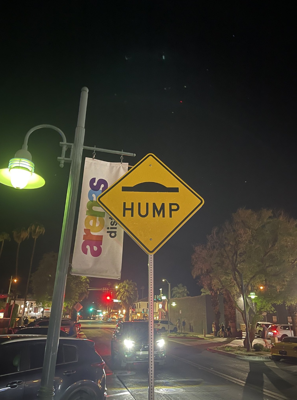 night - arenas dis Hump