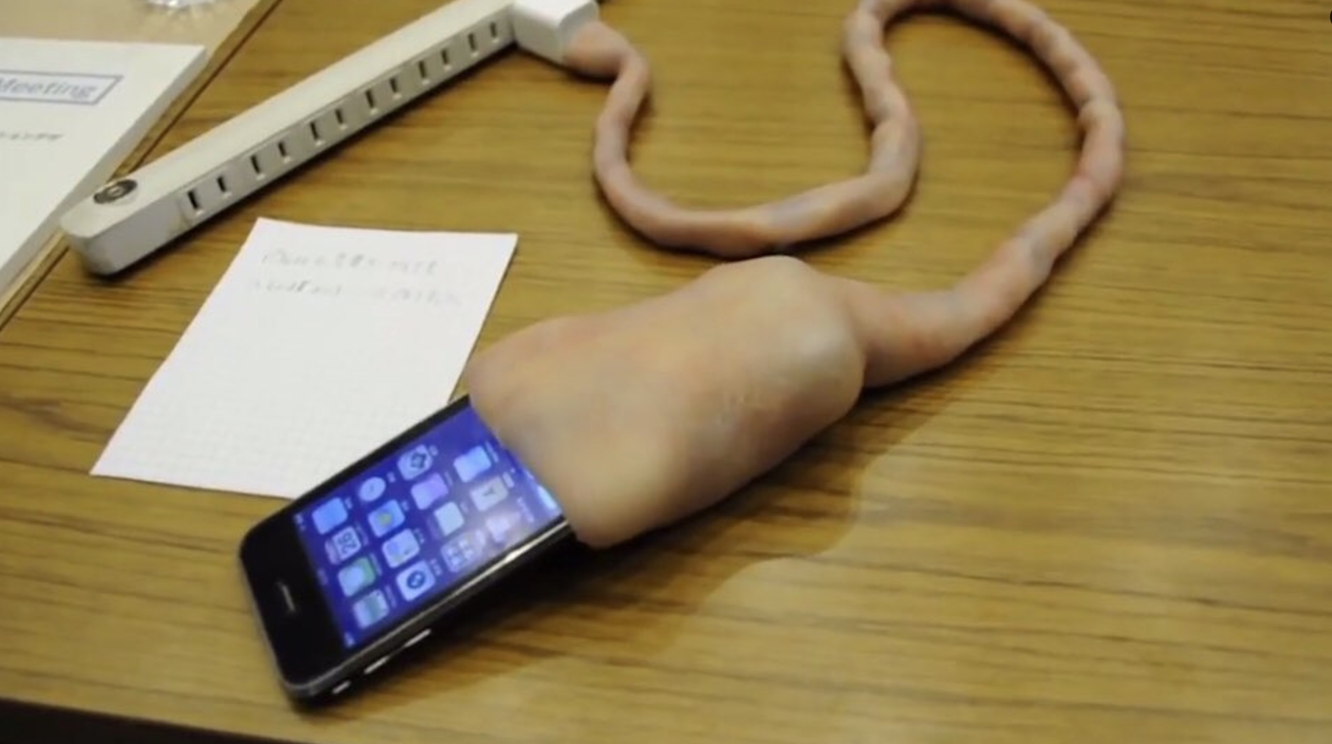 umbilical cord charger gif - Meeting 25