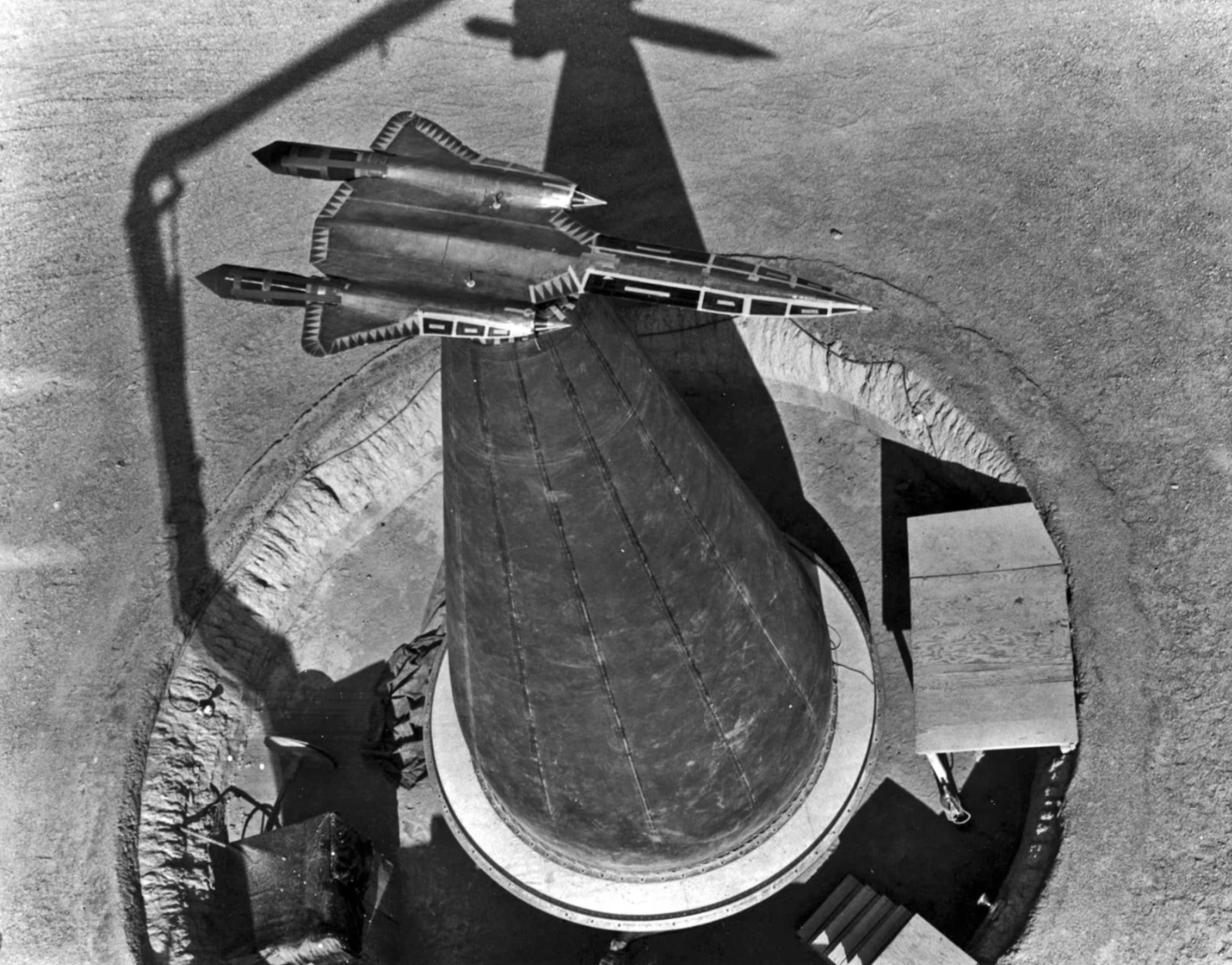 lockheed pylon