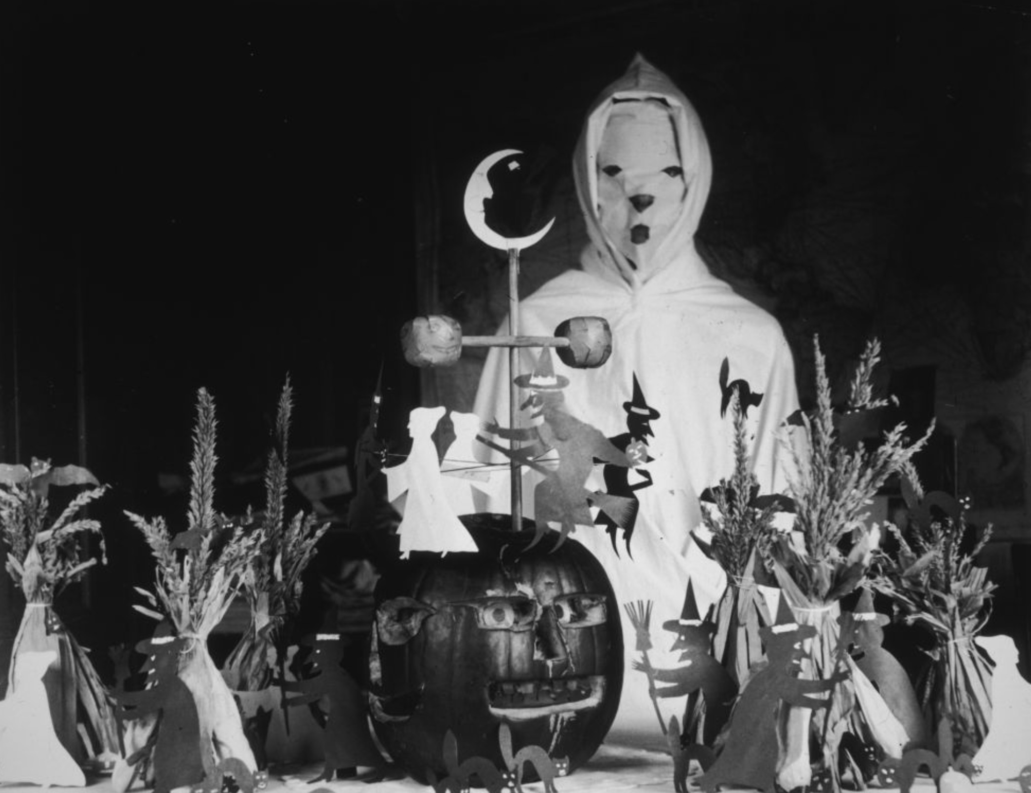 vintage halloween - C