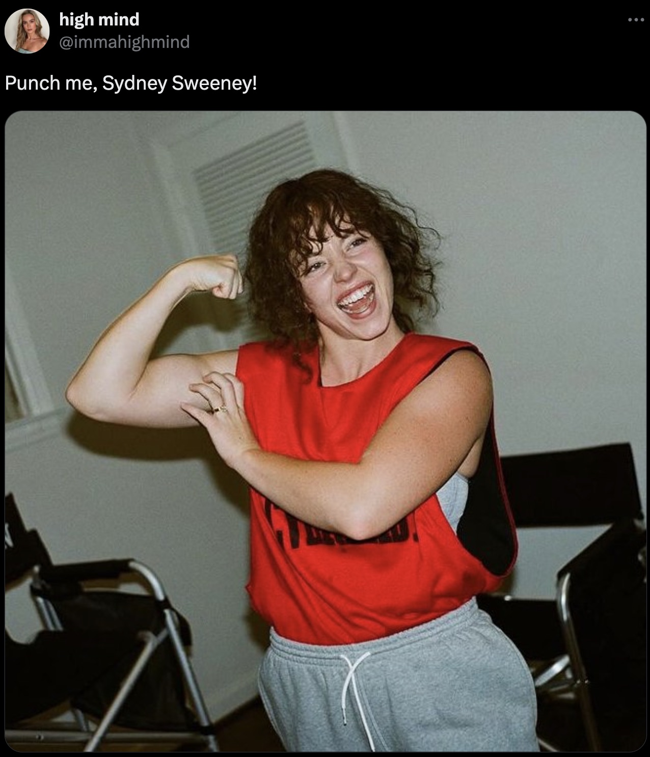 sitting - high mind Punch me, Sydney Sweeney!